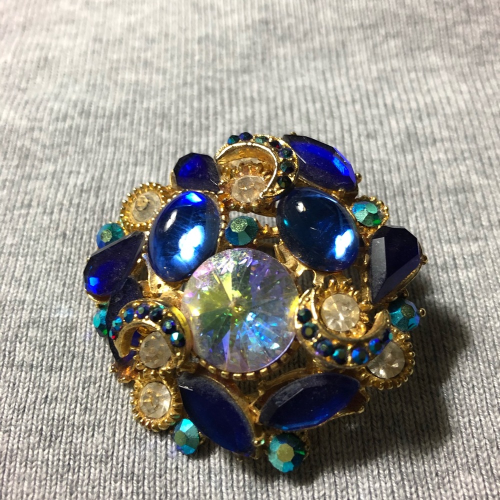 Vintage Broach